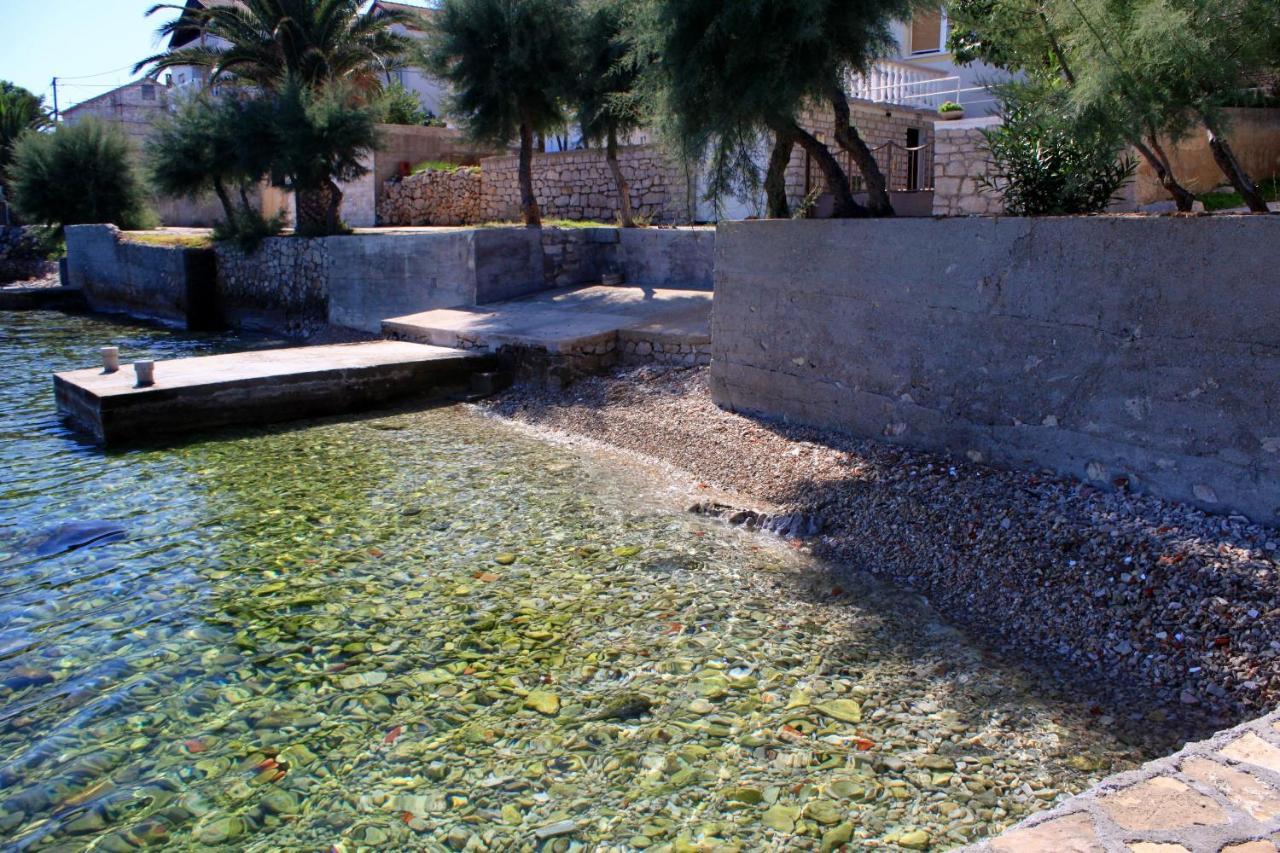 Apartments And Rooms With A Swimming Pool Kali, Ugljan - 14083 エクステリア 写真