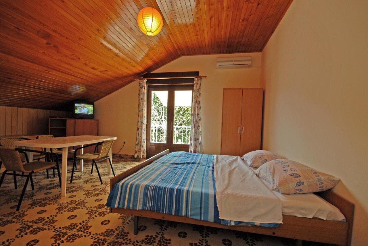 Apartments And Rooms With A Swimming Pool Kali, Ugljan - 14083 エクステリア 写真
