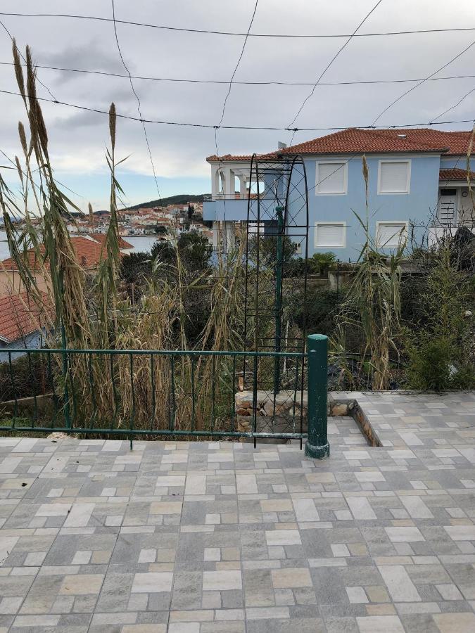 Apartments And Rooms With A Swimming Pool Kali, Ugljan - 14083 エクステリア 写真